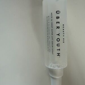 Beauty Pie Uber Youth Neck & Chest Super Lift Serum Spray - White